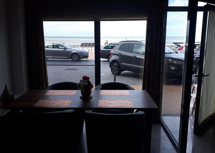 Zeezicht 002 * Oostende